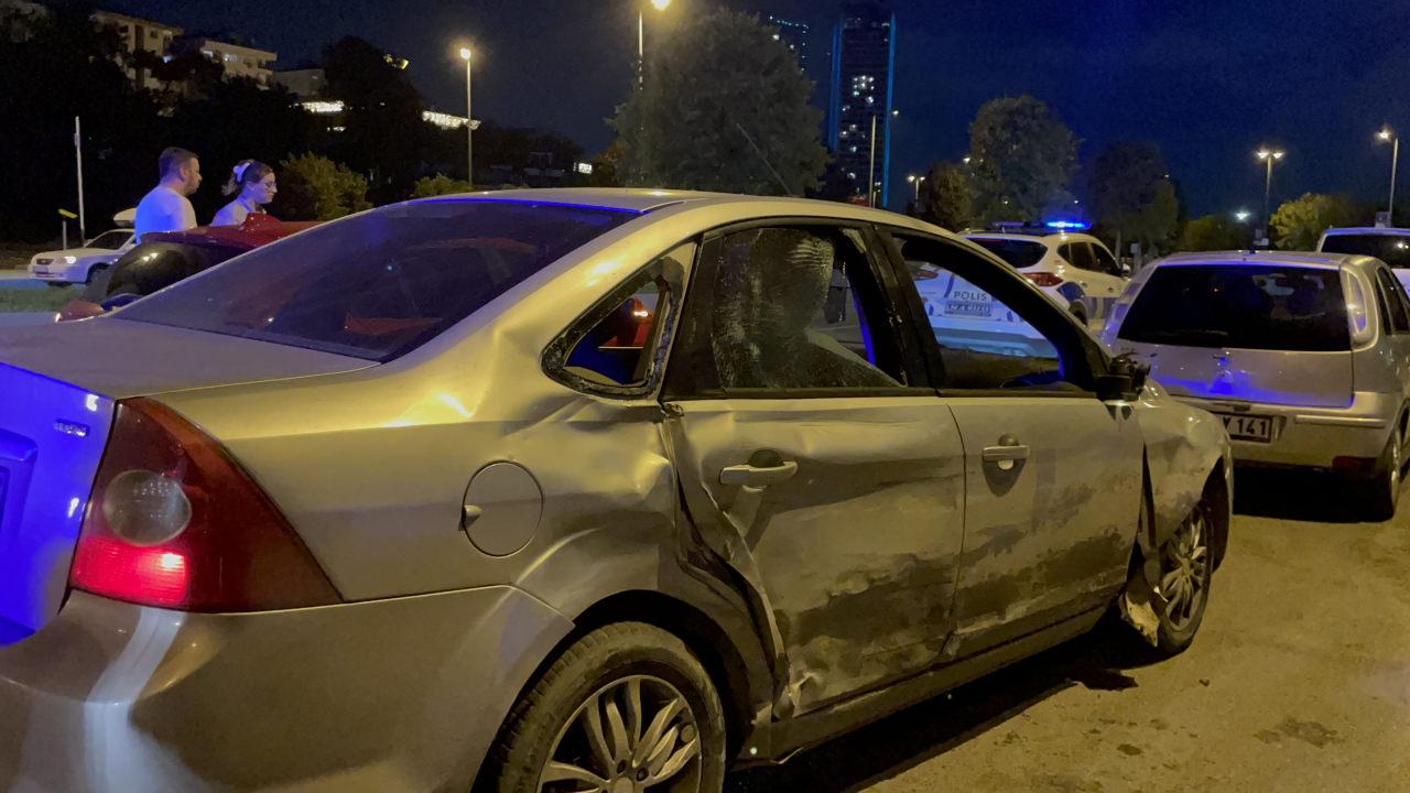 Pendik'te otomobil ile motosiklet çarpıştı: 2 kişi yaralandı