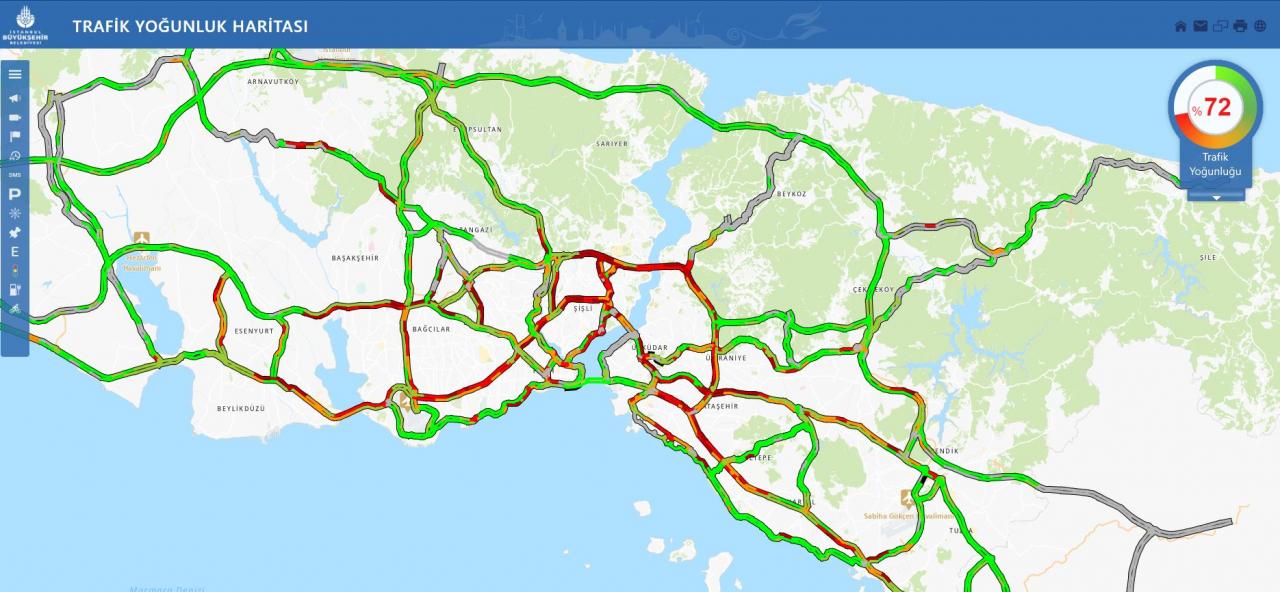 İstanbul'da yağmur trafiği: Yoğunluk yüzde 72'yi buldu!