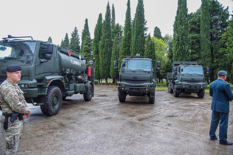 Türkiye'nin gönderdiği 3 askeri araç Karadağ'a ulaştı