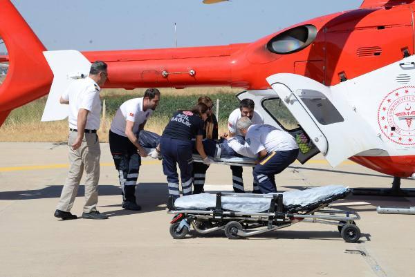 Diyarbakır’da ambulans helikopter felç geçiren hasta için havalandı