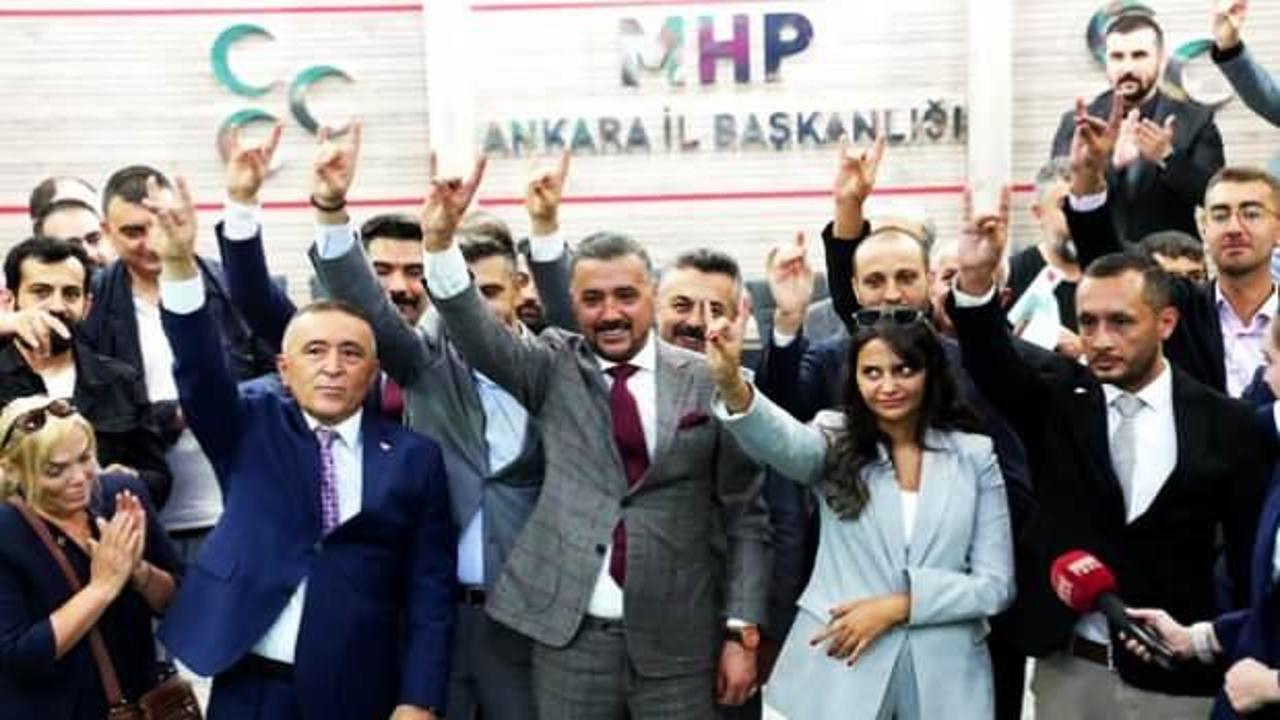 Zafer Partisi’nden istifa etmişlerdi! Hep birlikte MHP’ye katıldılar!