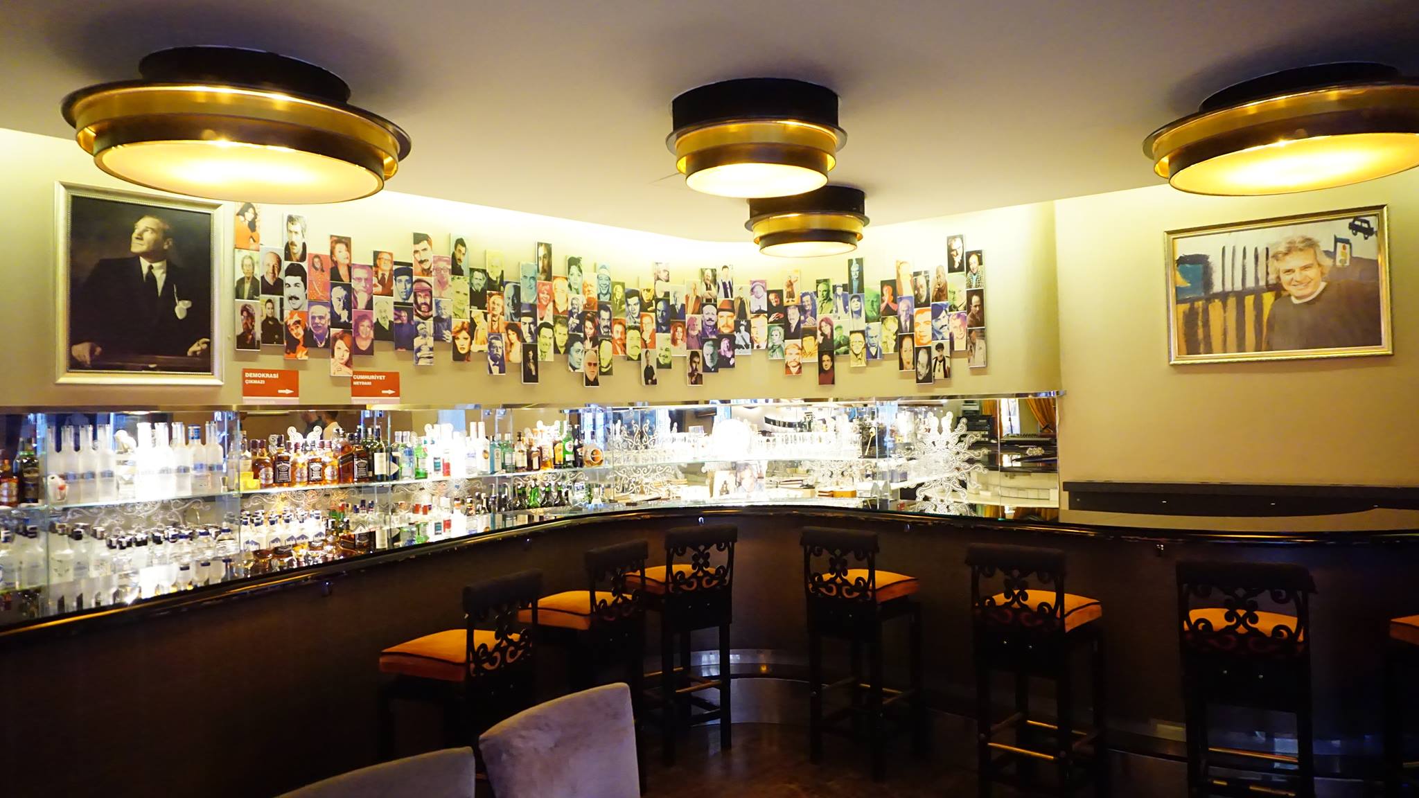 Taksim Çiçek Bar Yenilendi