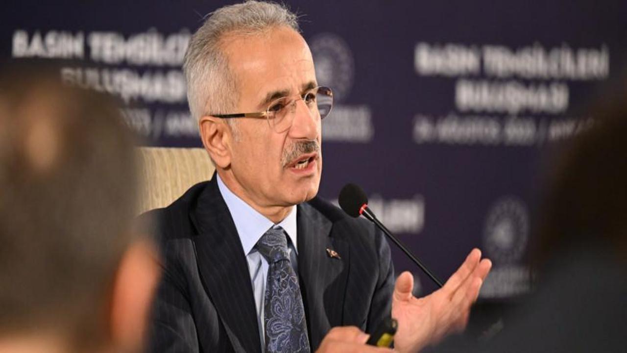 Bakan Uraloğlu BAE Yatırım Bakanı Al Suwaidi ile İstanbul’da bir araya geldi