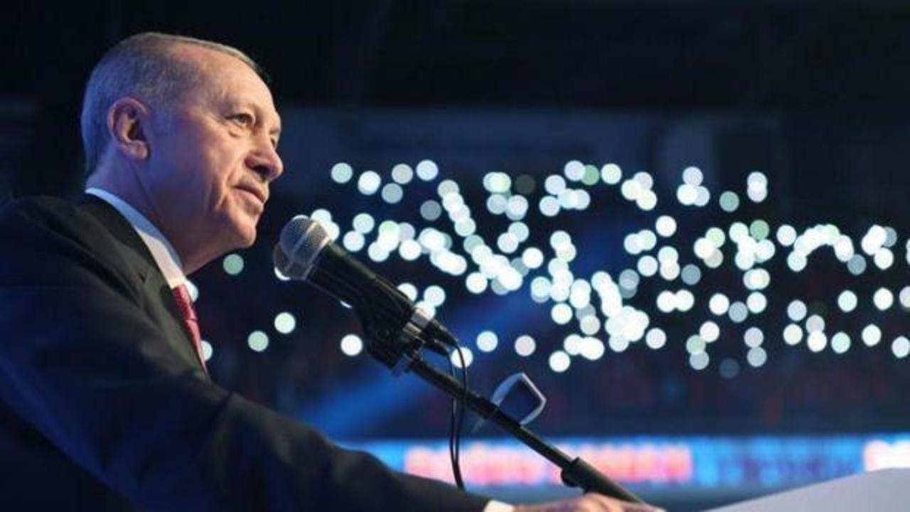 Cumhurbaşkanı Erdoğan delege kartını teslim aldı