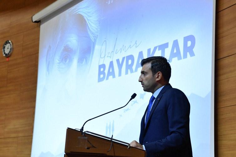 Özdemir Bayraktar'ın ismi Milli Savunma Üniversitesi'nde konferans salonuna verildi