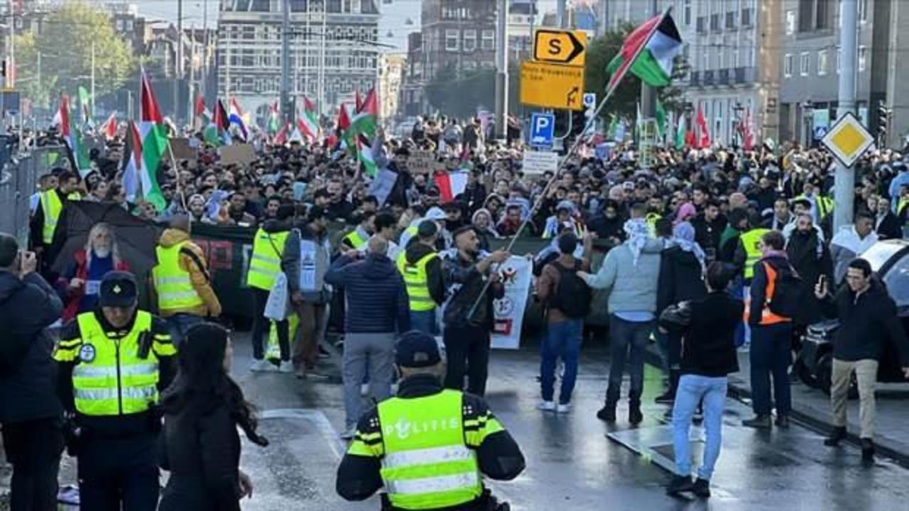 Hollanda’da Filistin’e destek gösterisinde 3 kişi gözaltına alındı