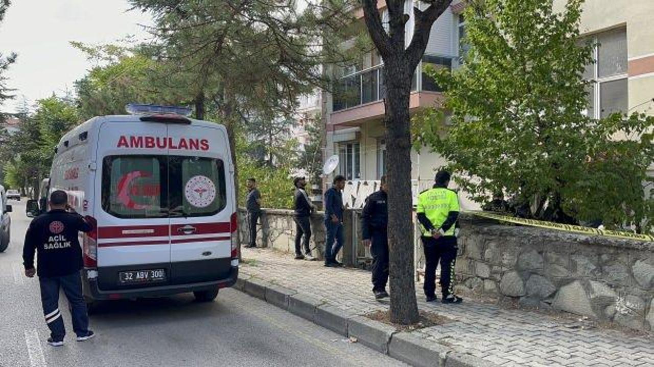 Isparta’da balkondan düşen 90 yaşındaki adam öldü