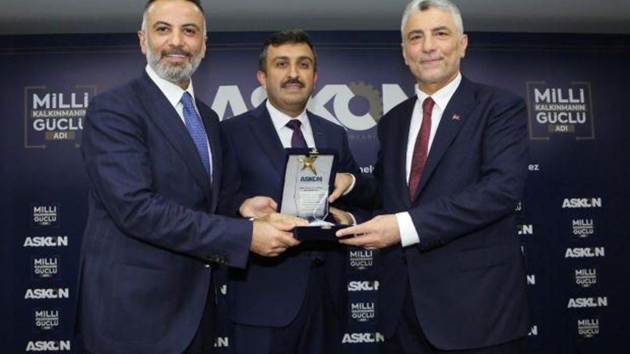 İsra Holding, yılın en başarılı holdingi ödülüne layık görüldü