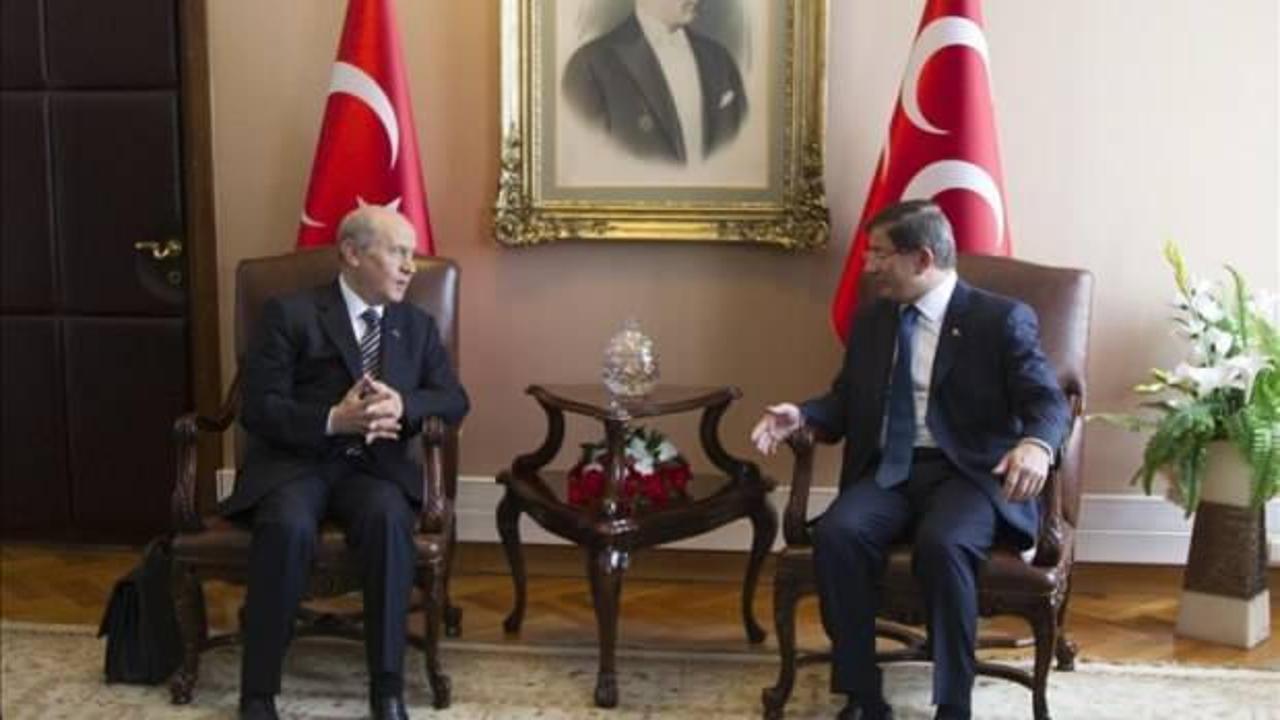 Bahçeli ile Davutoğlu arasında görüşme