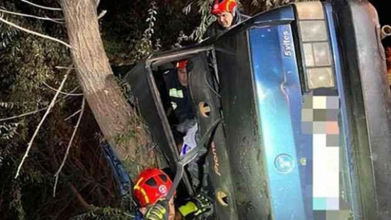 Otomobil şarampole devrildi: 2 ölü, 3 yaralı