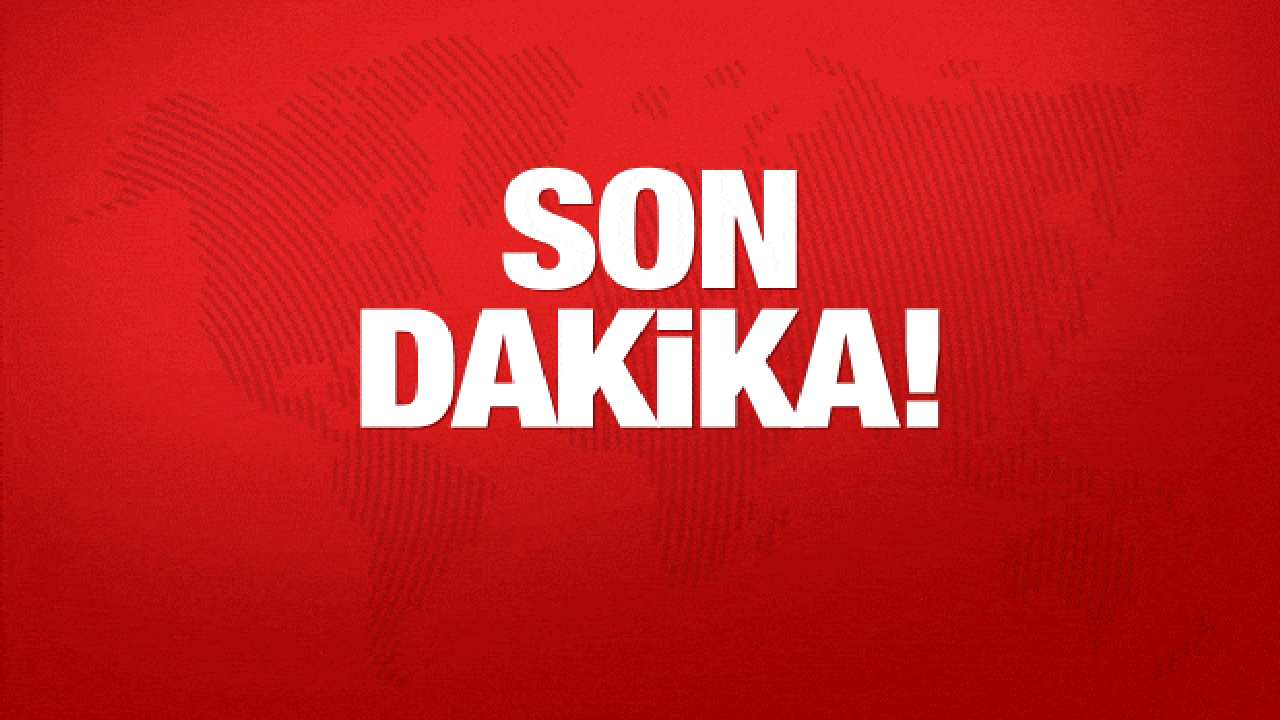 İstanbul Boğazı’nda 100 savaş gemisi ile tarihi geçit töreni