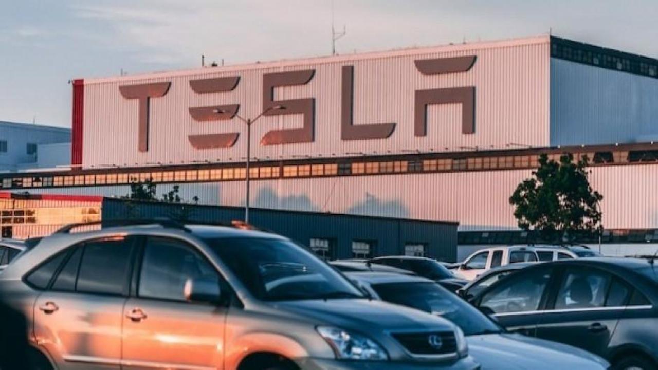 Tesla’dan yeni zam kararı