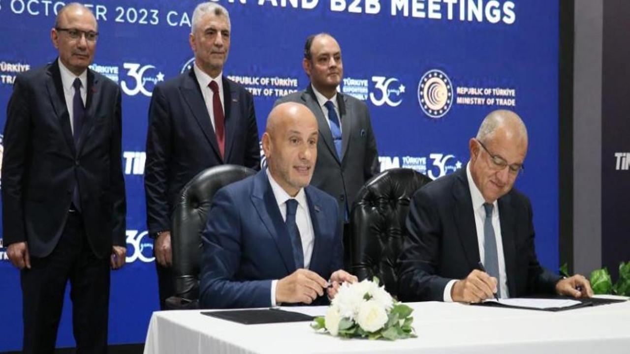 Ticaret Bakanı Bolat Mısır’da fuar açılışına katıldı