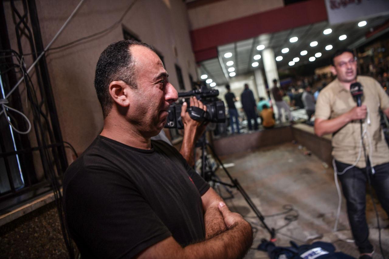 İsrail'in Gazze'ye saldırısında gazeteci Muhammed Ebu Hatab ve ailesinden 11 kişi öldü