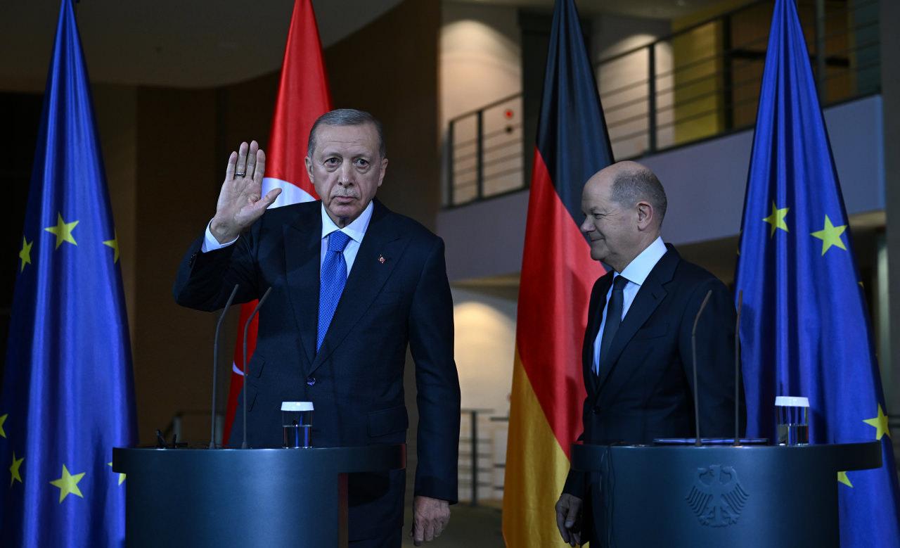 Başkan Erdoğan'dan Almanya'da Eurofighter savaş uçağı resti