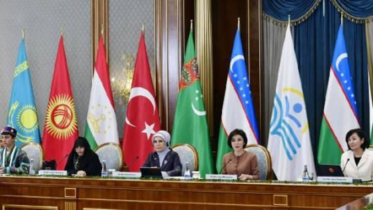 Emine Erdoğan, lider eşleriyle bir araya geldi