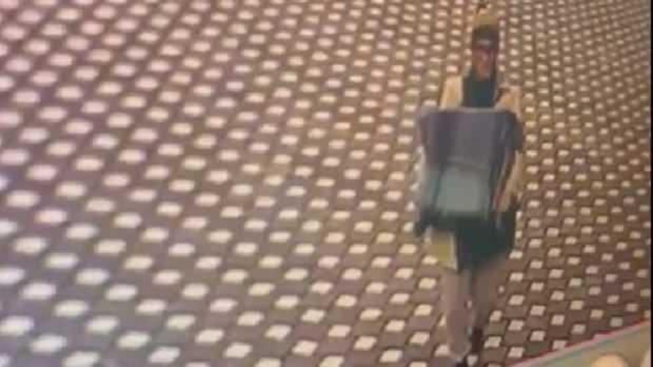 Evdeki çelik kasayı çalan kadın, böyle kaçtı!