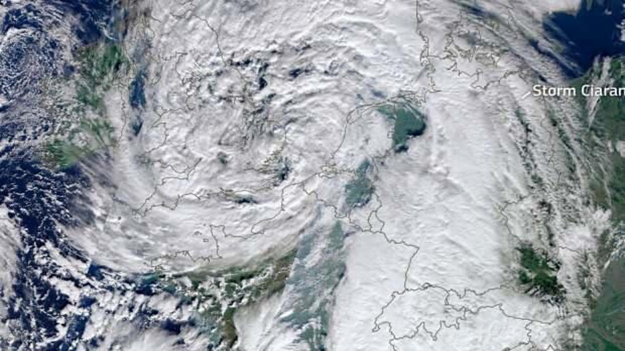 İngiltere iklim değişikliğini izlemeye yardımcı olacak yeni bir uydu inşa edecek!