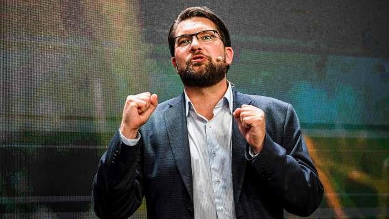 İsveçli aşırı sağcı Akesson’dan hadsiz sözler: Camileri yıkalım