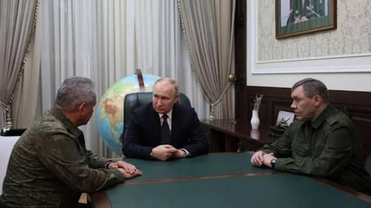 Putin, Ukrayna sınırına gitti