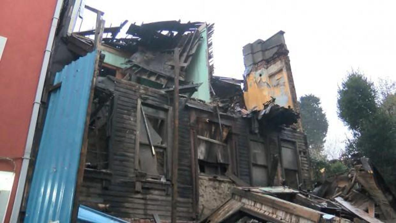Sarıyer’de metruk bina çöktü