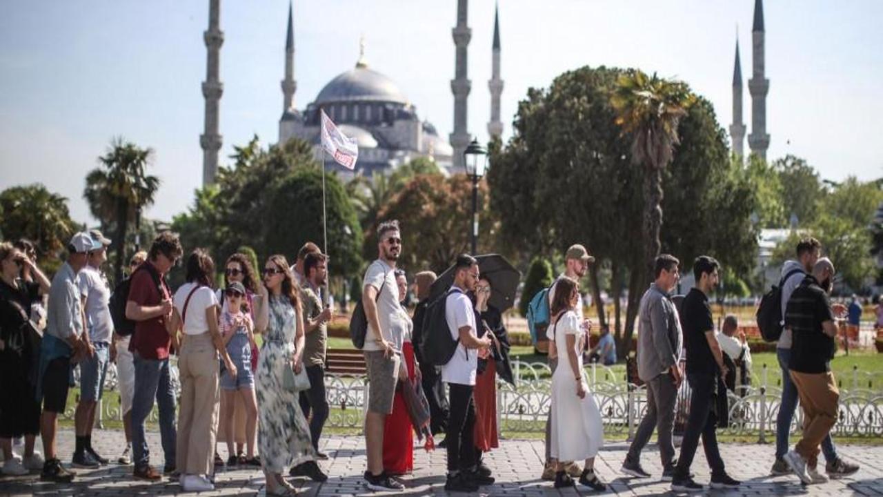 Türkiye 2022 yılında en çok turist ağırlayan 5. ülke oldu