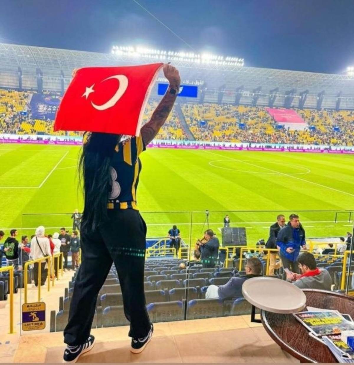 Süper Kupa maçı iptal edilmişti: Fenerbahçe ve Galatasaraylı futbolculardan paylaşımlar!
