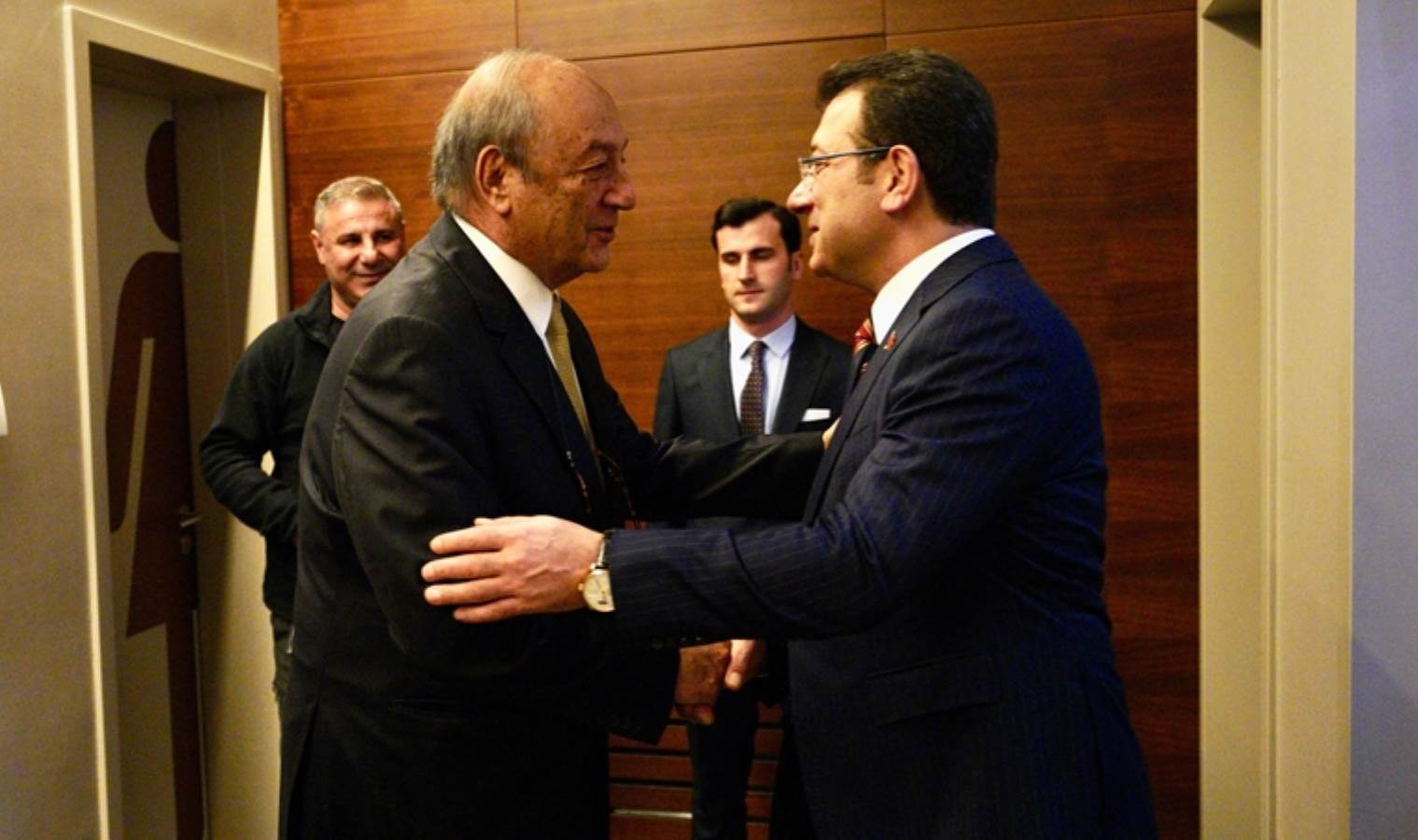İBB Başkanı Ekrem İmamoğlu'ndan Anadolu Efes Kulübü Başkanı Tuncay Özilhan'a ziyaret