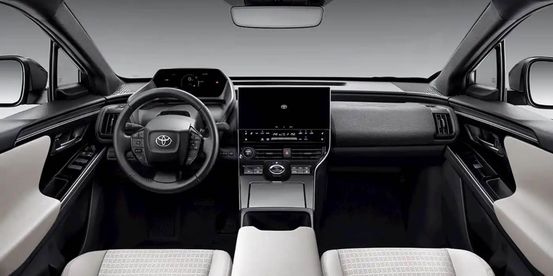 Dev ekranlı, 615 kilometre menzilli Toyota satışa sunuldu: İşte Bozhi 4X