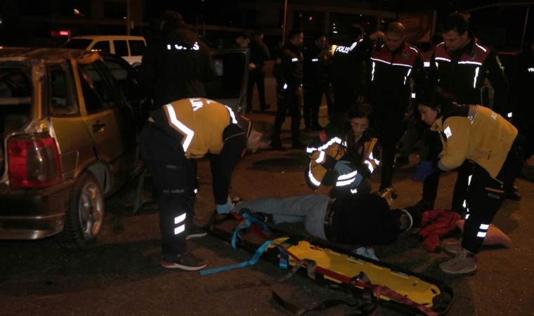 Polisin ‘dur’ ihtarına uymayan otomobil takla attı: 3 yaralı