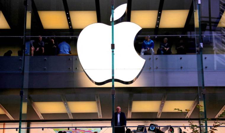 Trilyon dolarlık Apple imparatorluğunu kim yönetiyor?