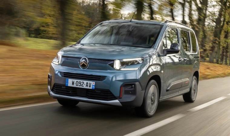 Citroen Berlingo en güncel teknolojiler ve 130 beygirlik dizel motorla geliyor