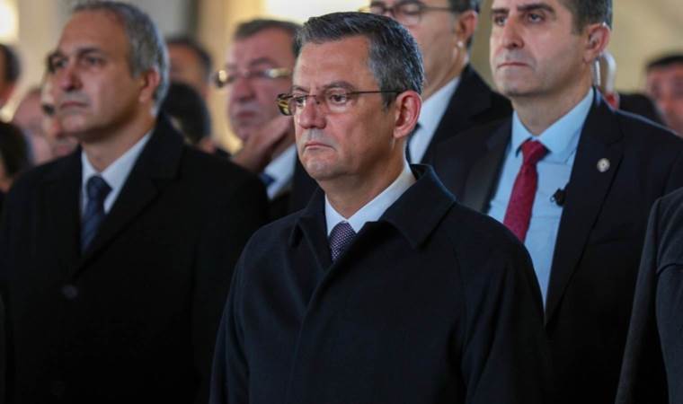 Özgür Özel’den Yaşar Okuyan için taziye mesajı