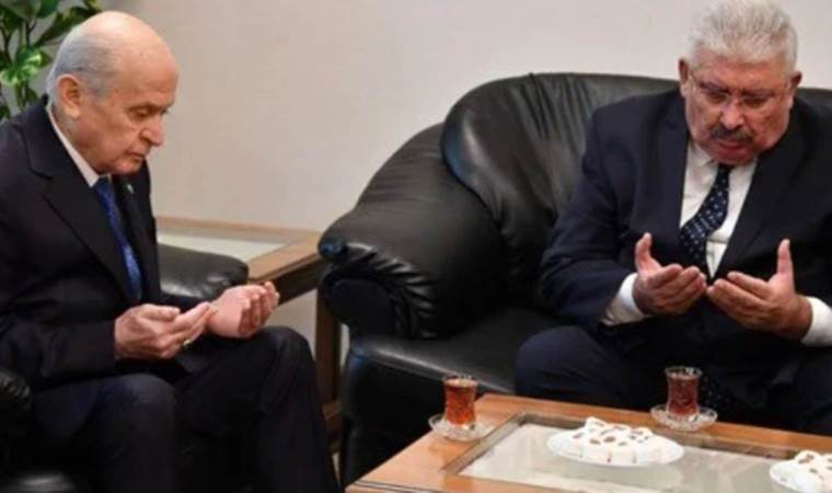 MHP’li Yalçın’dan Özgür Özel’e ağır hakaretlerle dolu mesaj!