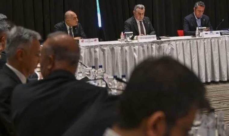 Futbolda dev zirve sona ardi!