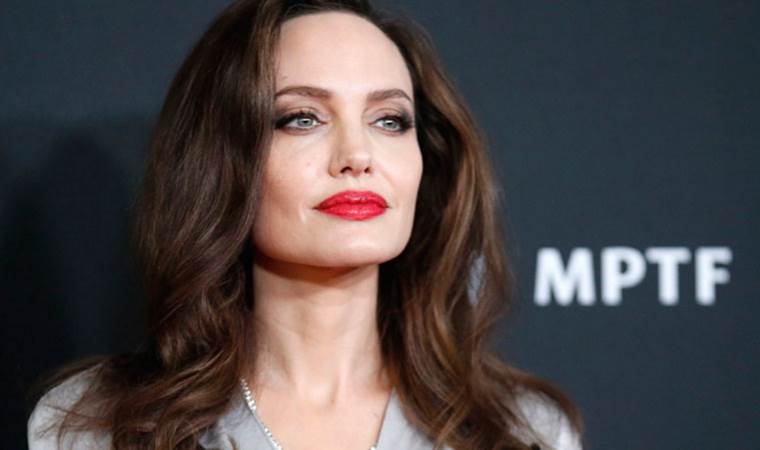 Angelina Jolie isyan etti: ‘İnsan hakları var, ama kim için var?’