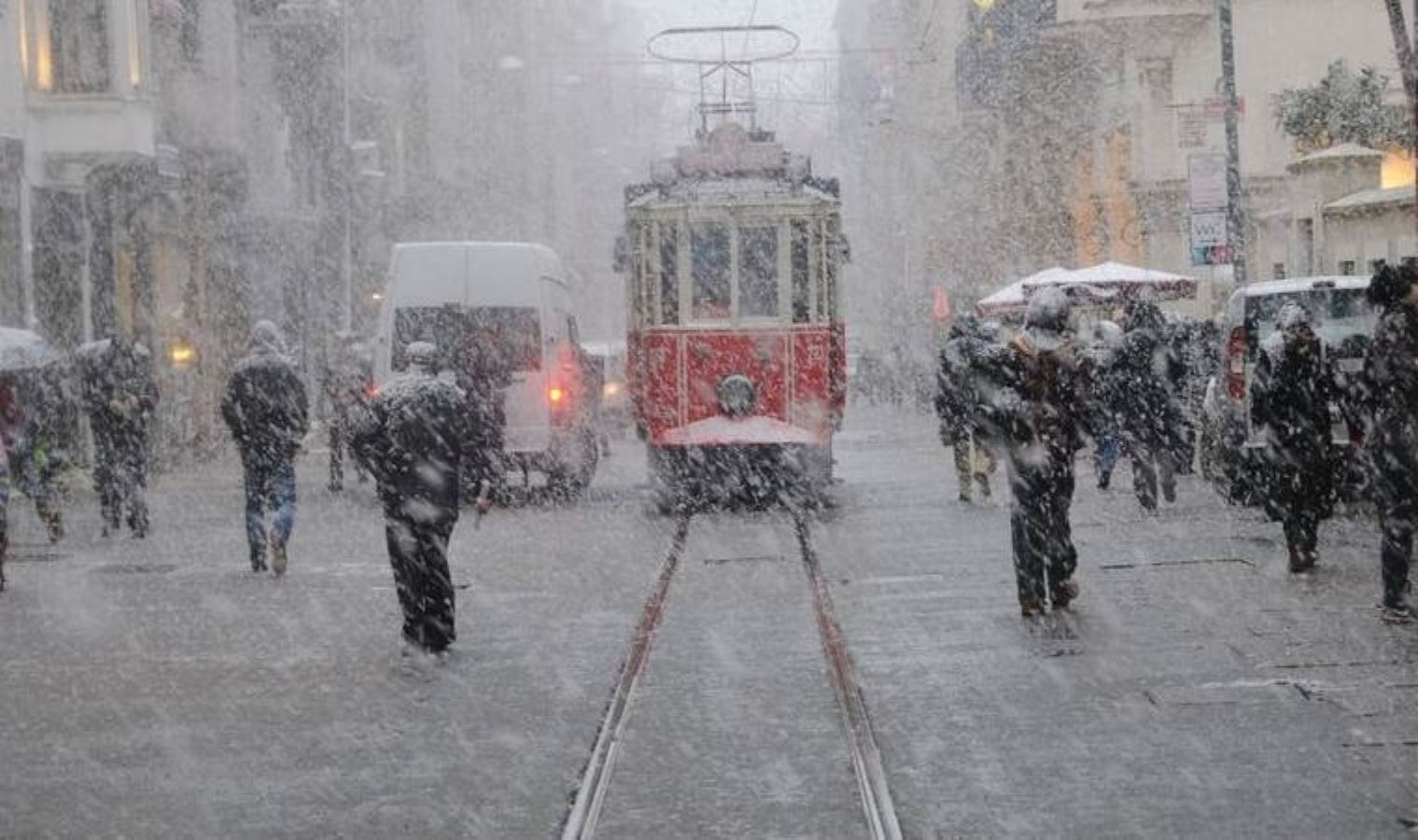 Meteoroloji uzmanı açıkladı! İstanbul için kar yağışı tahmini değişti