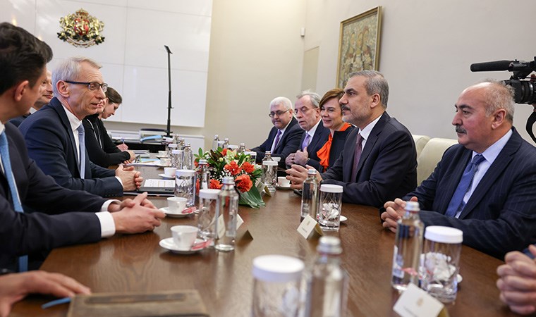 Bakan Fidan, Bulgaristan Cumhurbaşkanı Radev'le görüştü