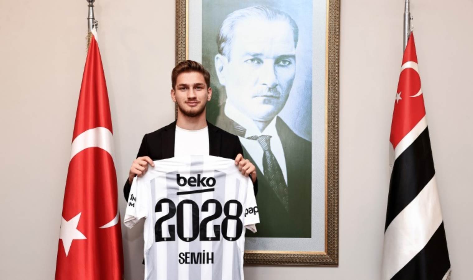 Beşiktaş'ta imzalar atıldı: Semih Kılıçsoy'a yeni sözleşme!