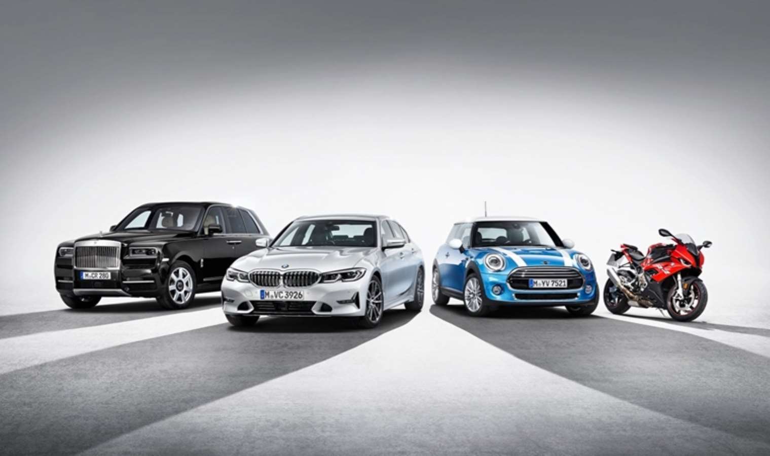 BMW elektrikli araç satışlarında rekor artış: 2024 rotası da belli oldu