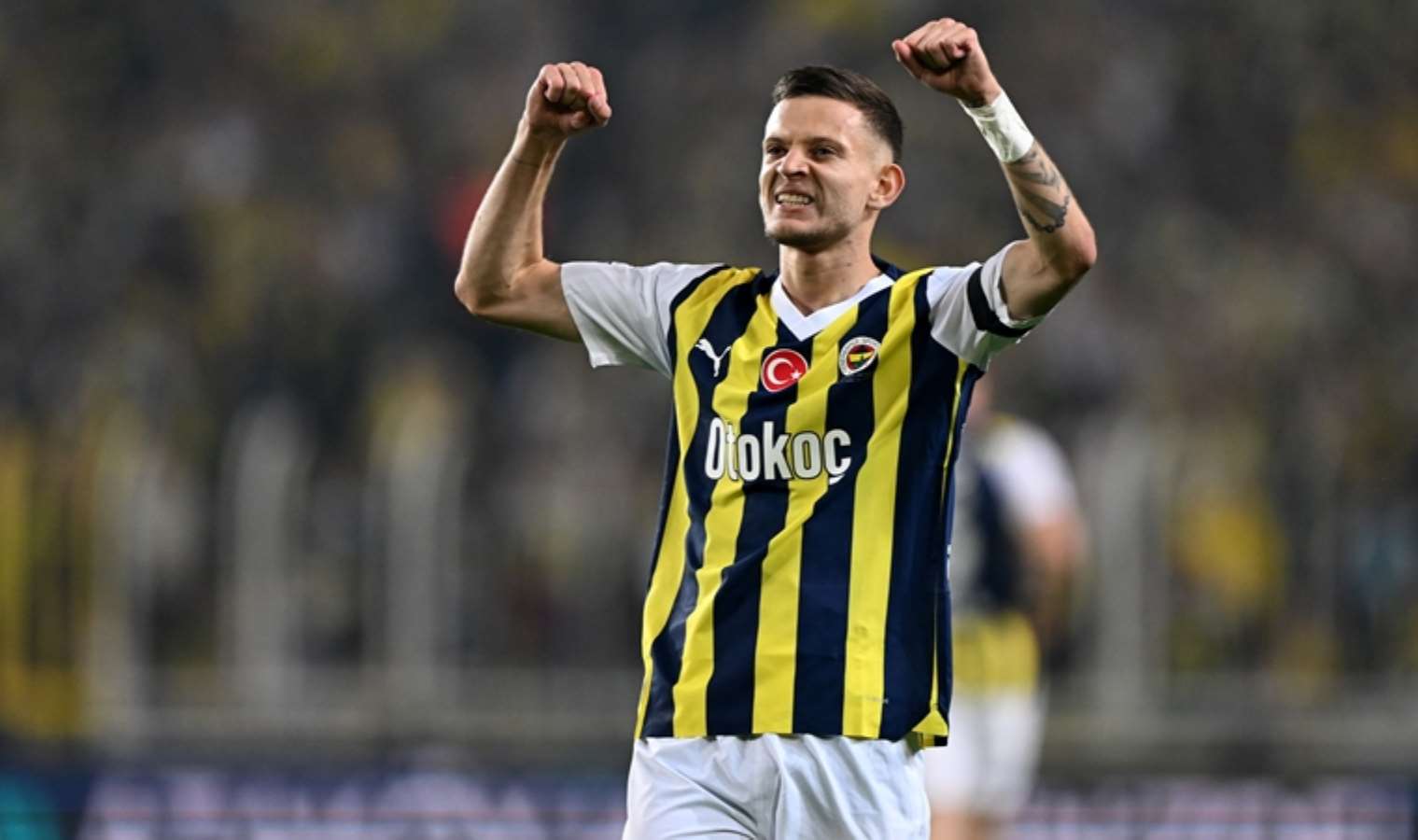 Menajeri konuştu: Fenerbahçeli Sebastian Szymanski için transfer açıklaması!