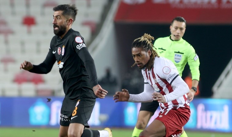 Spor yazarları Sivasspor - Galatasaray maçını yorumladı: 'Bir yerden alıp diğer tarafa verdi'