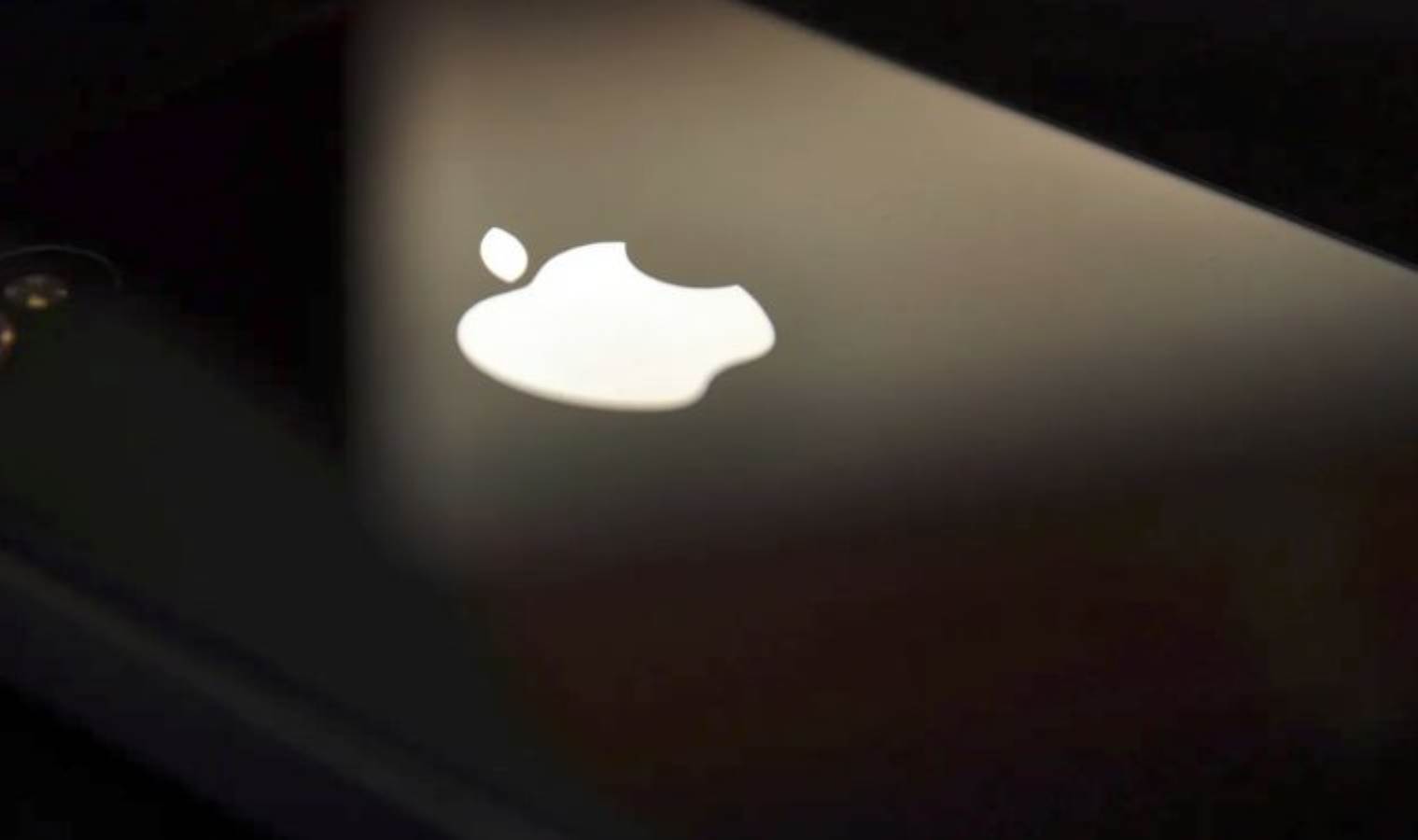 Apple'ın 85 milyar dolarlık geliri tehlike altında! Neden?