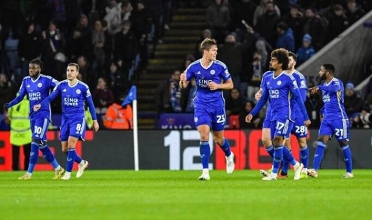 Yunus Akgünlü, Leicester 1 puana razı oldu