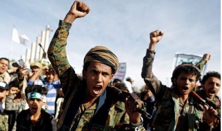 Husi yönetici Kahhum: Washington’un saldırıları etkisizdir, onlarla açık bir savaşa hazırlanıyoruz