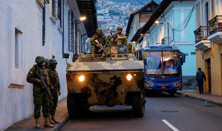 Peru’dan Ekvador sınırında tedbir