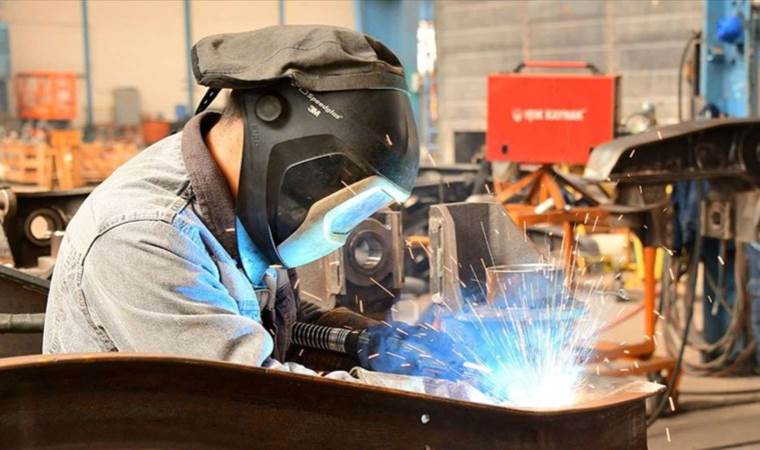 Sanayide daralma işareti aralıkta da sürdü! Üretim geriledi