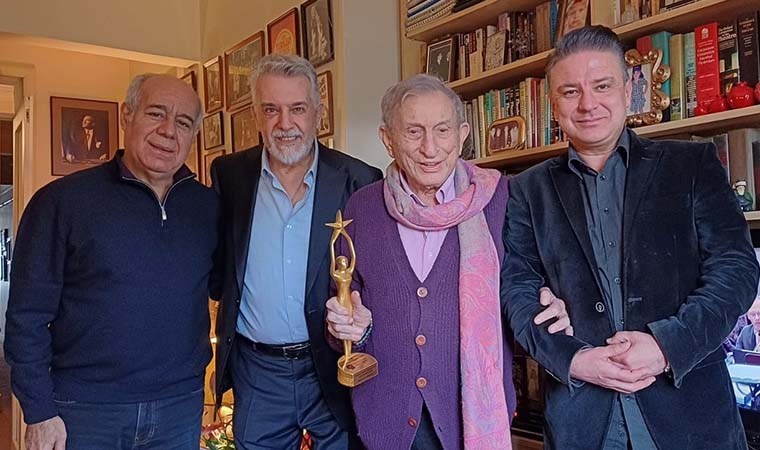 Haldun Dormen ödülünü evinde aldı: ‘Seneye törendeyim’