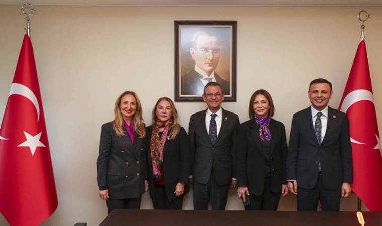 KA.DER’in kadın listesi CHP Genel Başkanı Özgür Özel’in masasında