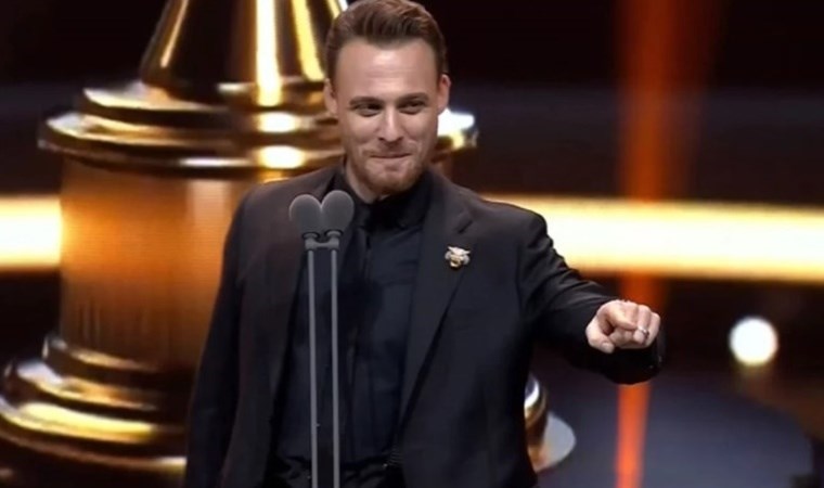 Kerem Bürsin’den ‘It’s okay’ açıklaması